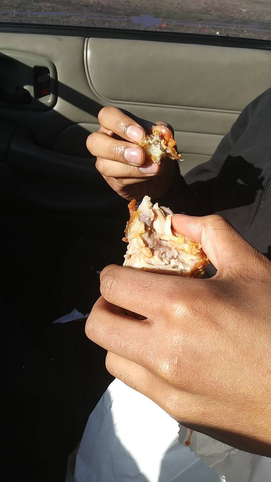 Churchs Chicken | restaurant | 5044 E 38th St, Indianapolis, IN 46218, USA | 3175474054 OR +1 317-547-4054