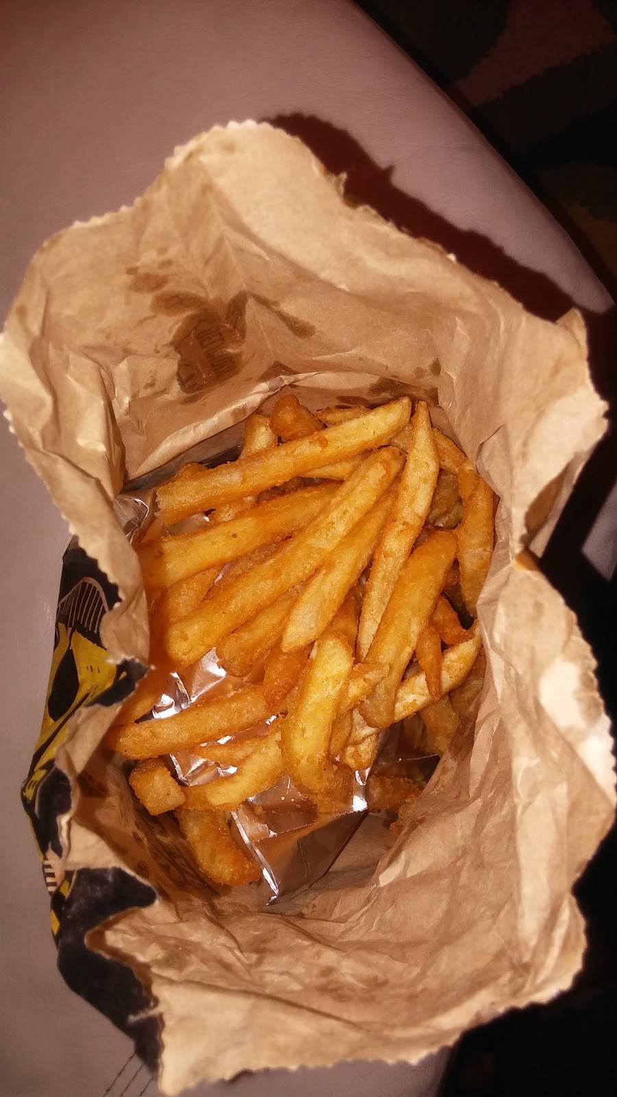 Golden Chick | meal takeaway | 1610 S Fort Hood St, Killeen, TX 76542, USA | 2545547939 OR +1 254-554-7939