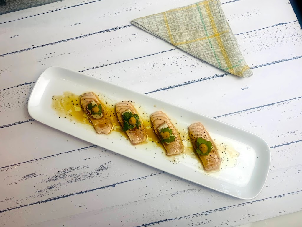 Takara Sushi And Asian Bistro | restaurant | 15830 Southwest Fwy Suite 100, Sugar Land, TX 77478, USA | 8329398983 OR +1 832-939-8983