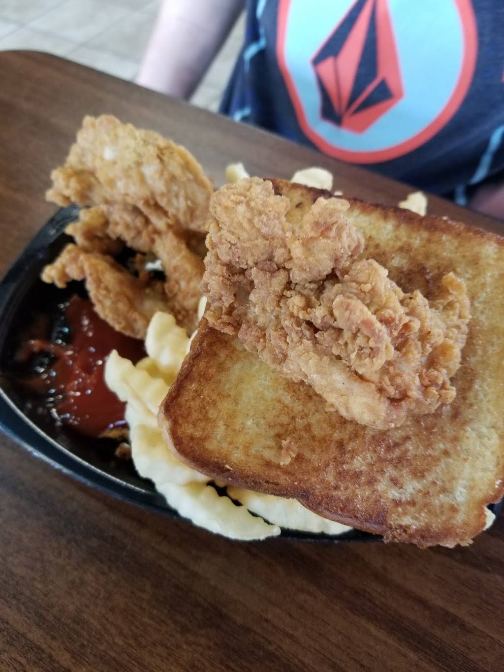 Louies Chicken Fingers | restaurant | 2900 E University Dr, Auburn, AL 36830, USA | 3345012070 OR +1 334-501-2070