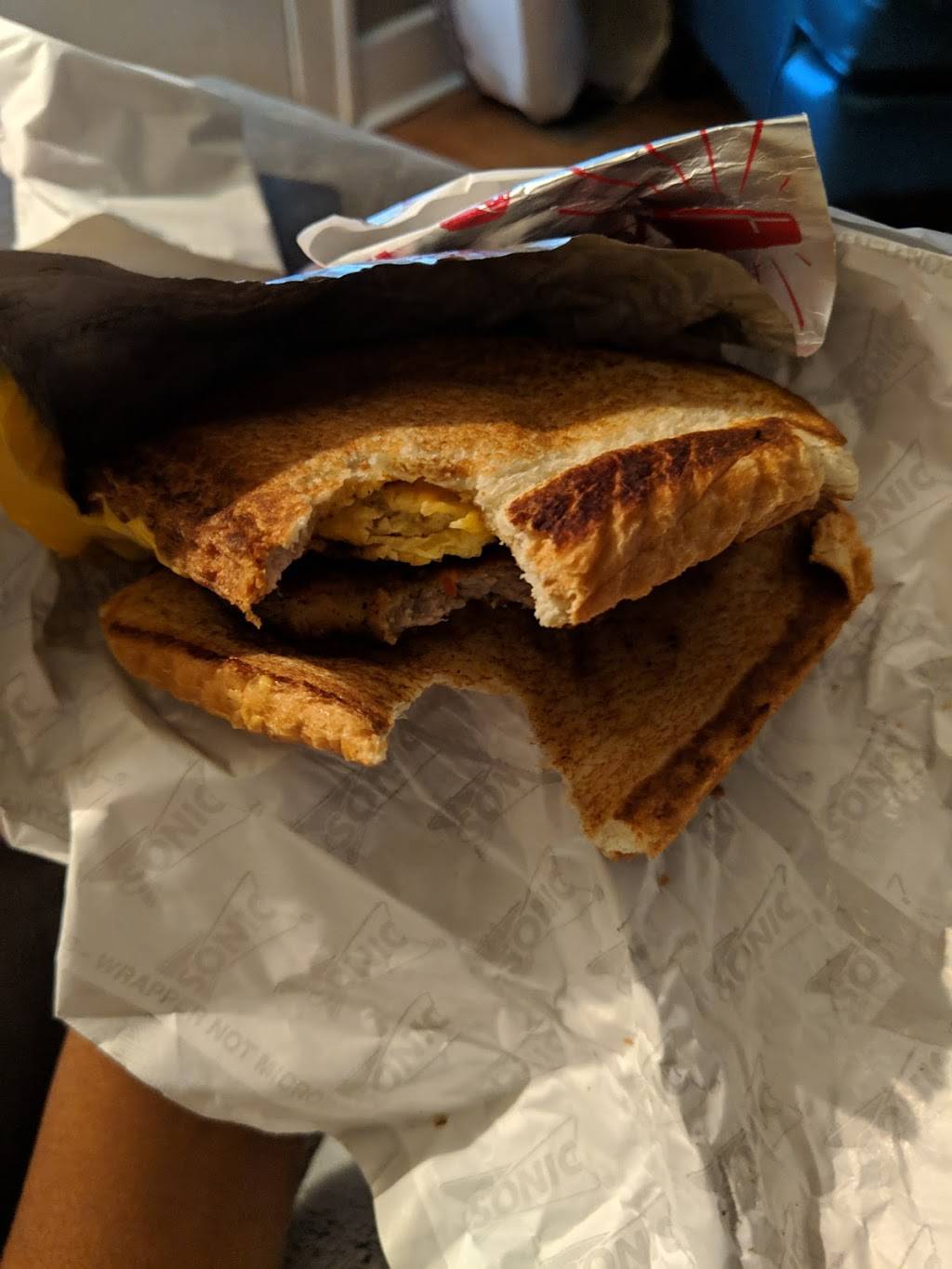 Sonic Drive-In | restaurant | 21 NE 23rd St, Oklahoma City, OK 73105, USA | 4055570330 OR +1 405-557-0330