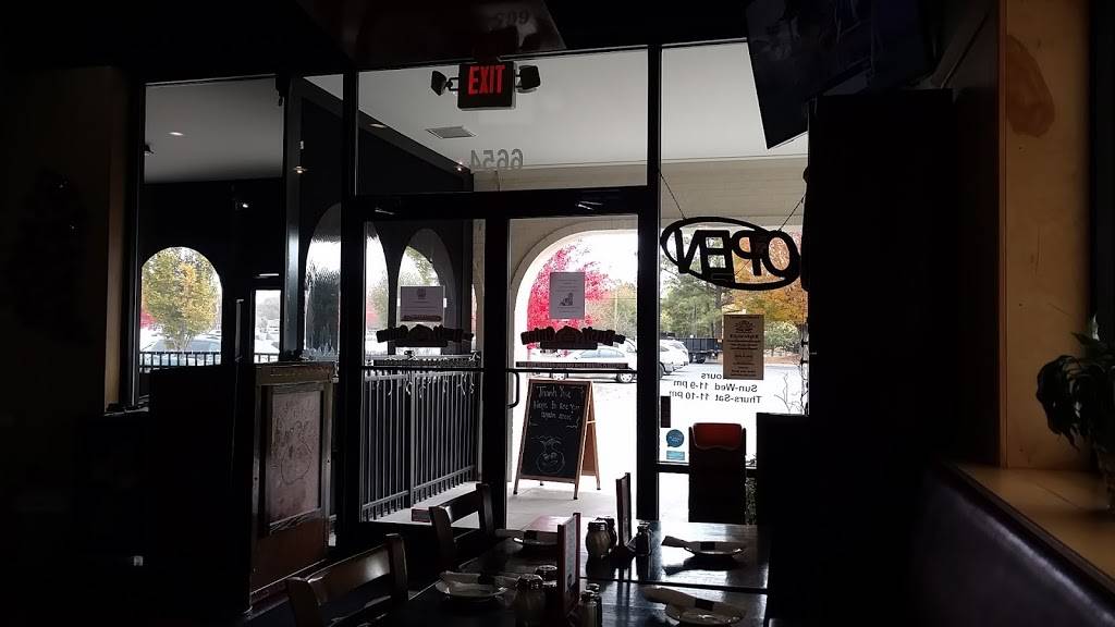 The Rusty Onion | restaurant | 6654 Carmel Rd, Charlotte, NC 28226, USA | 9802197079 OR +1 980-219-7079