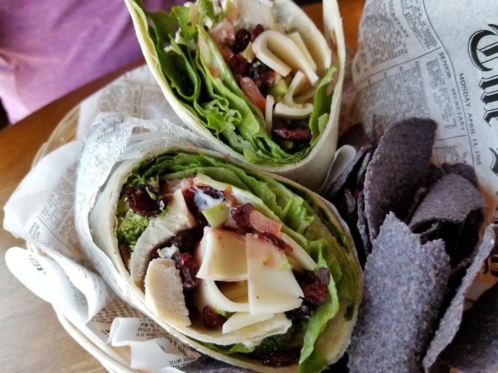 Moose Jackson Cafe | restaurant | 221 E A St #1, Iron Mountain, MI 49801, USA | 9067762233 OR +1 906-776-2233