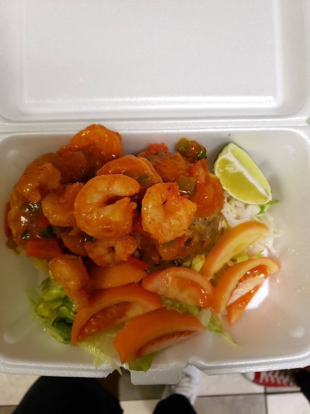 Merenguel bachata Restaurant Dominicano | restaurant | 84 N 6th St, Newark, NJ 07107, USA | 8622342487 OR +1 862-234-2487