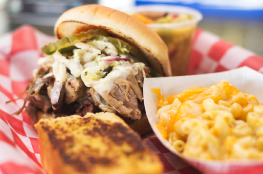 Moes Original BBQ - Vail | restaurant | 616 W Lionshead Cir, Vail, CO 81657, USA | 9704797888 OR +1 970-479-7888