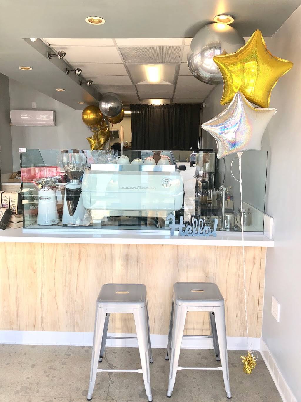 Frenz Coffee | restaurant | 5770 Melrose Ave Ste 101, Los Angeles, CA 90038, USA | 3238484523 OR +1 323-848-4523