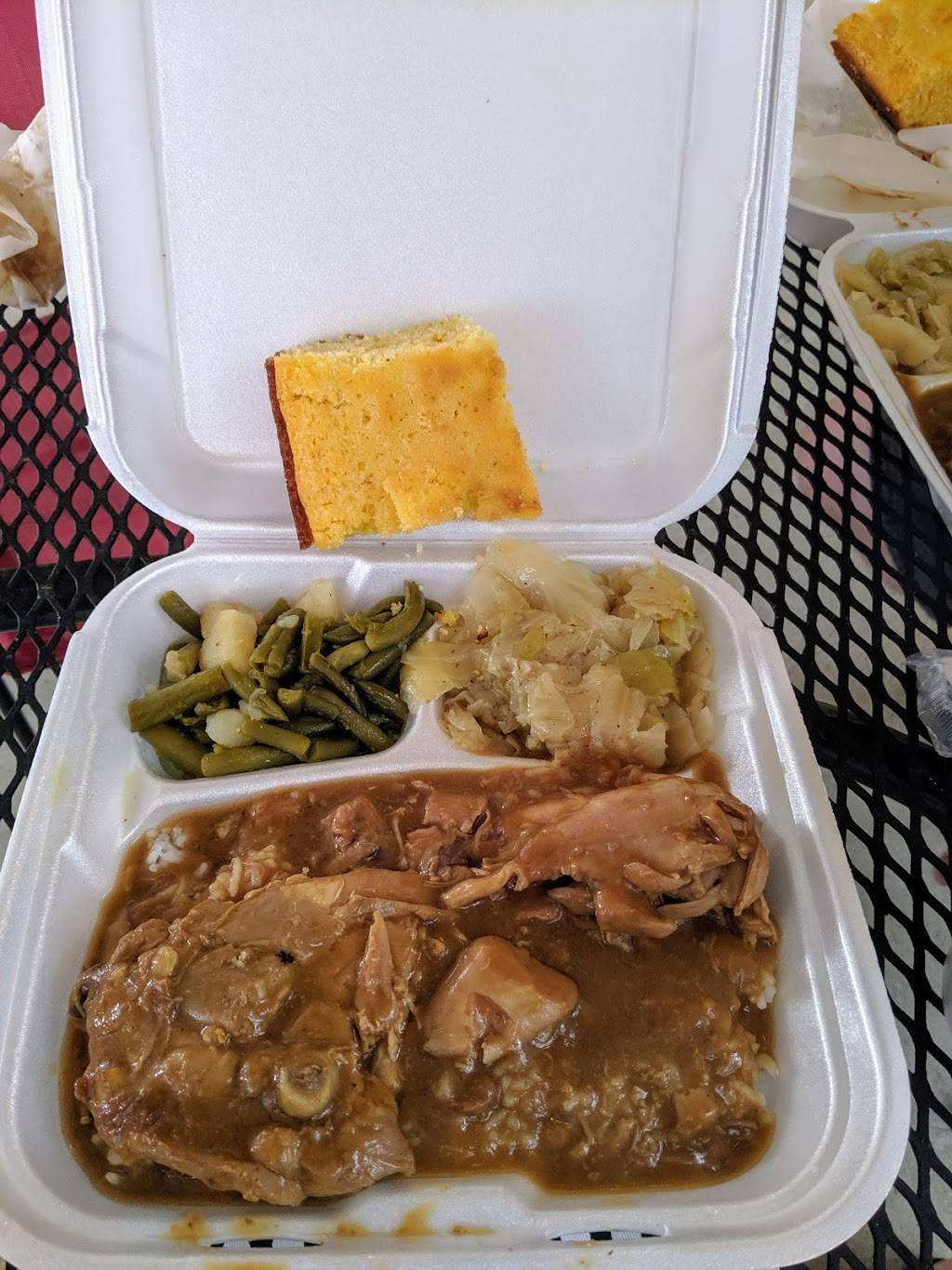 Margies Southern Cooking | restaurant | 1696 Shaw Rd, Hinesville, GA 31313, USA | 9124634864 OR +1 912-463-4864