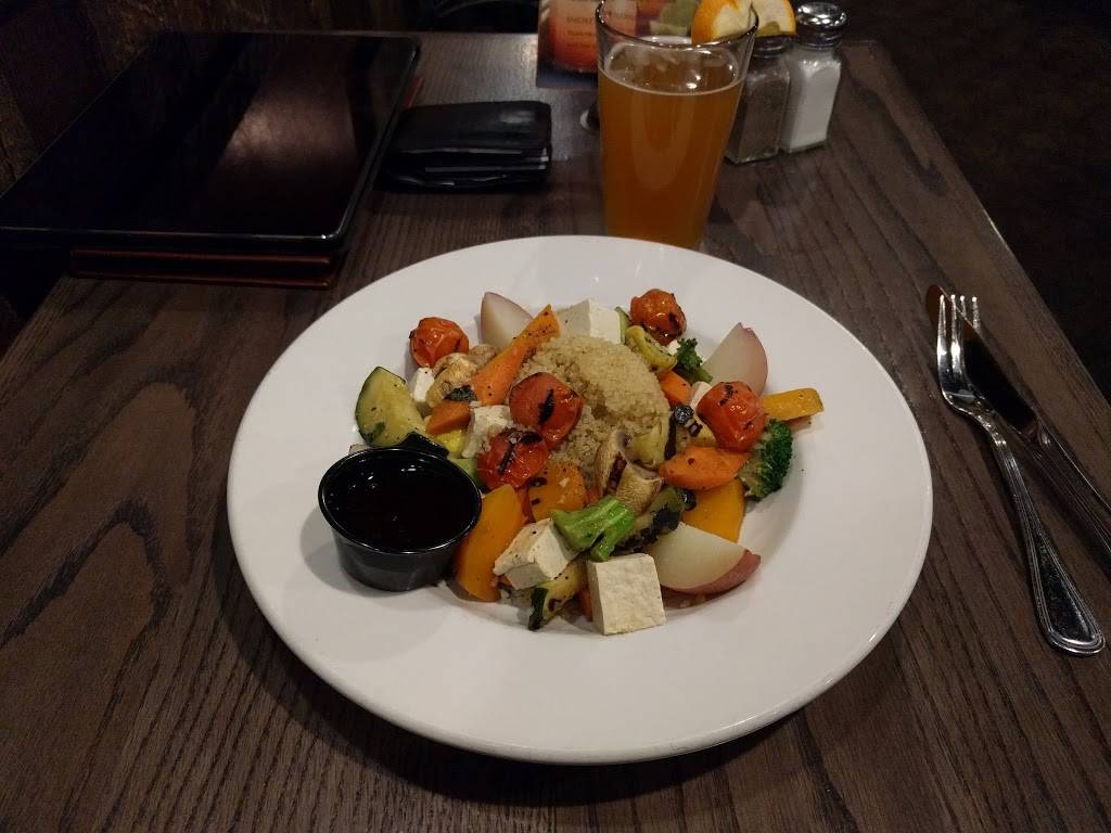 The Copper Chef Kitchen & Bar | restaurant | 17941 Von Karman Ave, Irvine, CA 92614, USA | 9494763200 OR +1 949-476-3200