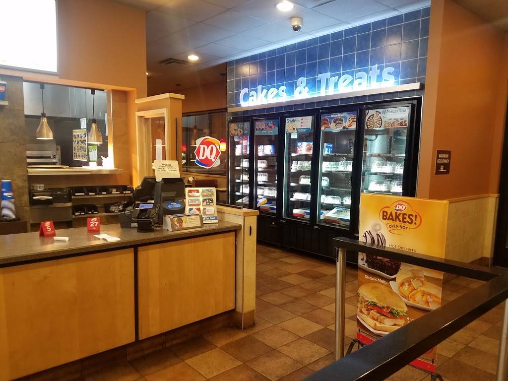 Dairy Queen Grill & Chill | restaurant | 3701 Tower Rd, Aurora, CO 80011, USA | 3035768001 OR +1 303-576-8001