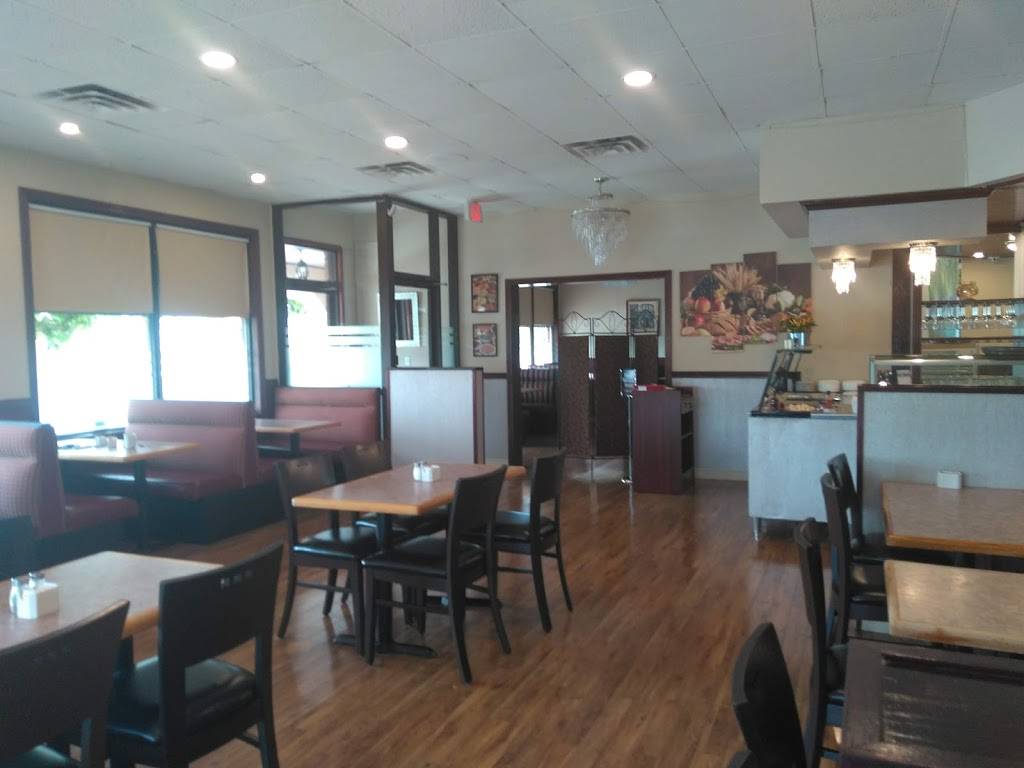 Friends Food House | restaurant | 591 The Queensway S, Keswick, ON L4P 2G3, Canada | 9054767778 OR +1 905-476-7778