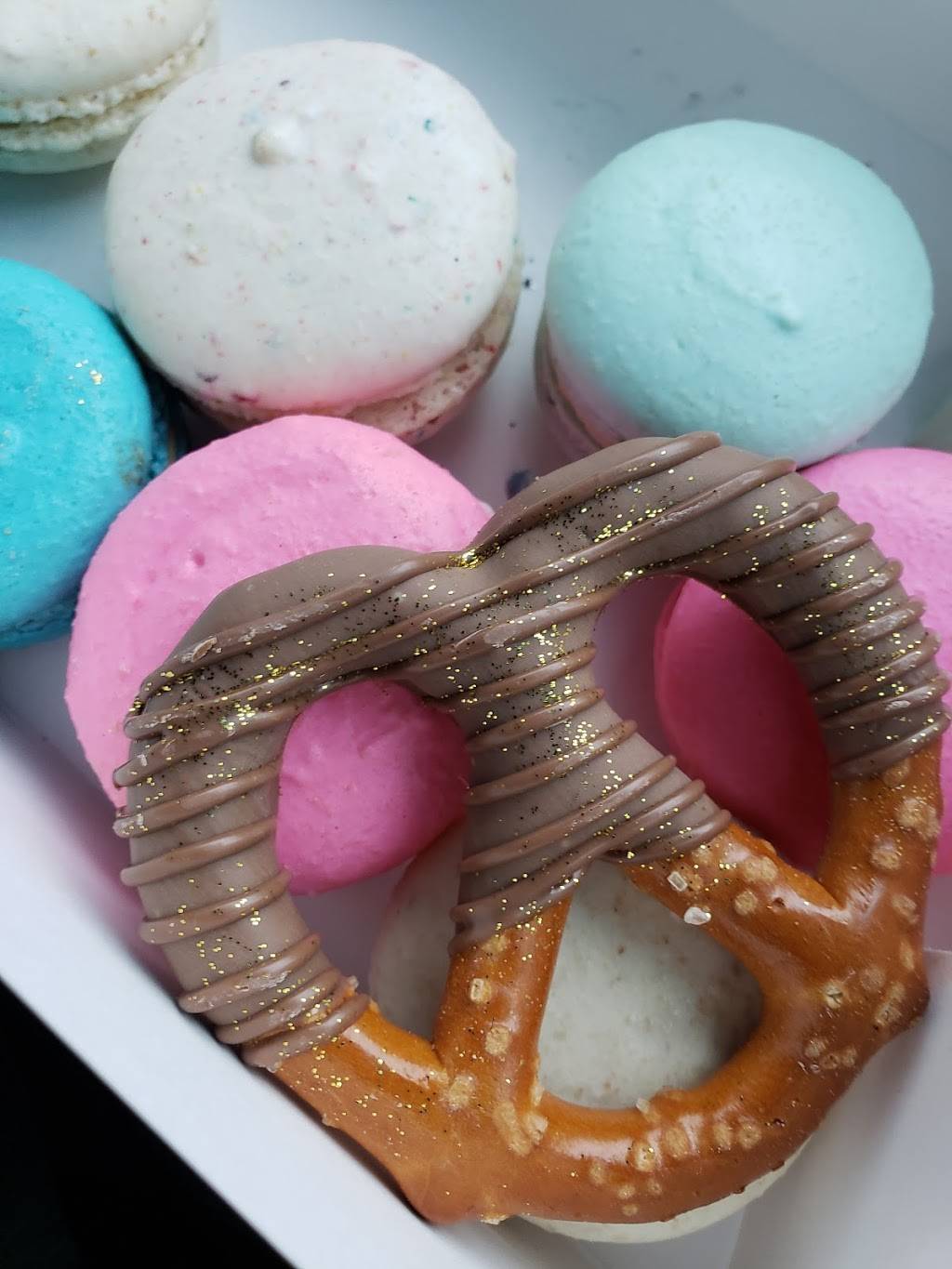 LuluPops by Lina | restaurant | 3851 SW Green Oaks Blvd #103, Arlington, TX 76017, USA | 8178801111 OR +1 817-880-1111