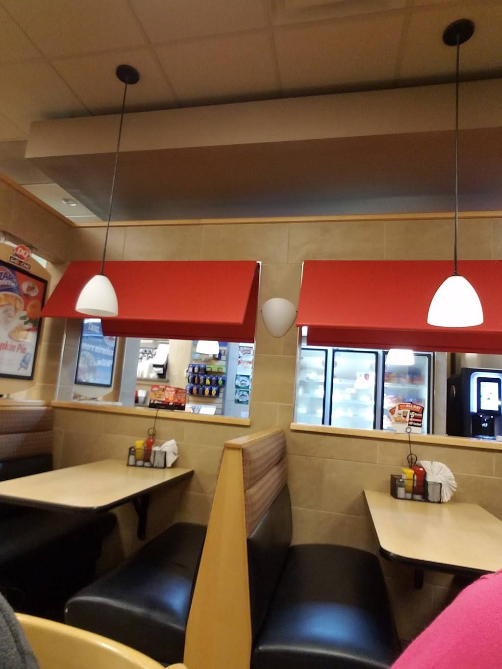 Dairy Queen Grill & Chill | restaurant | 1742 Wabash Ave, Springfield, IL 62704, USA | 2175470900 OR +1 217-547-0900