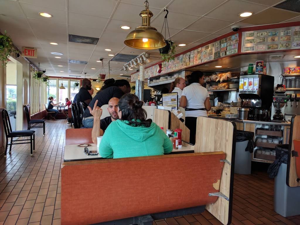 College Park Diner | restaurant | 9206 Baltimore Ave, College Park, MD 20740, USA | 3014418888 OR +1 301-441-8888