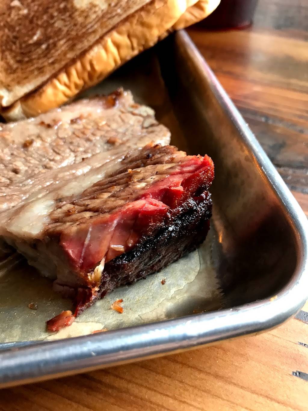 Colts Pig Stand | restaurant | 1340 Saxon Blvd, Orange City, FL 32763, USA | 3862184003 OR +1 386-218-4003