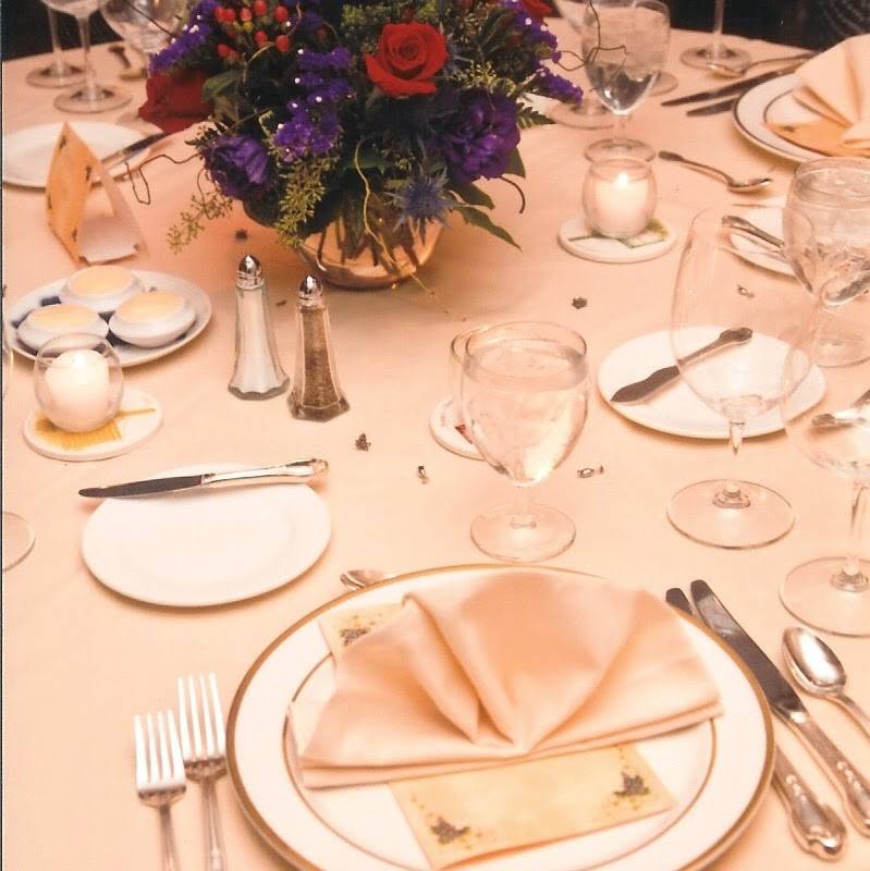 Racquet Club Ladue | restaurant | 1600 Log Cabin Ln, St. Louis, MO 63124, USA | 3149932880 OR +1 314-993-2880