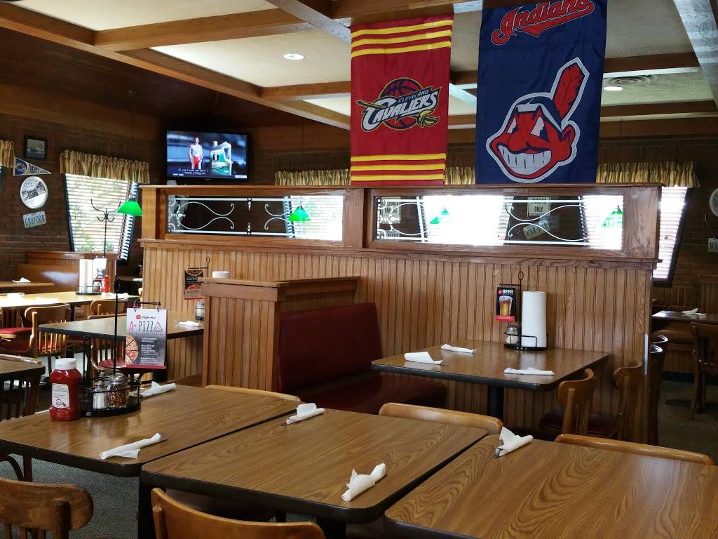 Pizza Hut | restaurant | 613 E Aurora Rd, Macedonia, OH 44056, USA | 3304672215 OR +1 330-467-2215