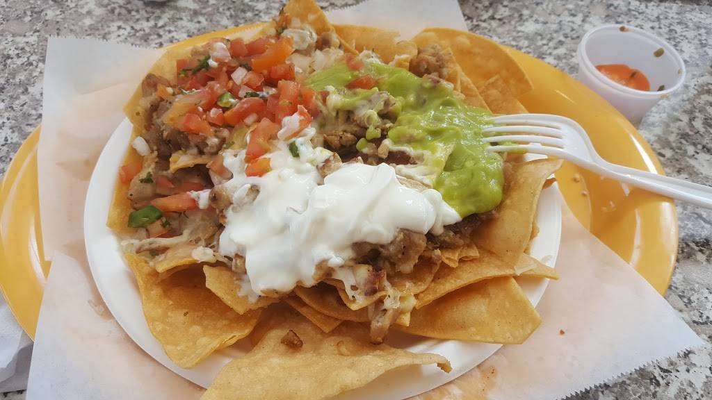 Los Pericos Grill | restaurant | 792 B St, Hayward, CA 94541, USA | 5106900477 OR +1 510-690-0477