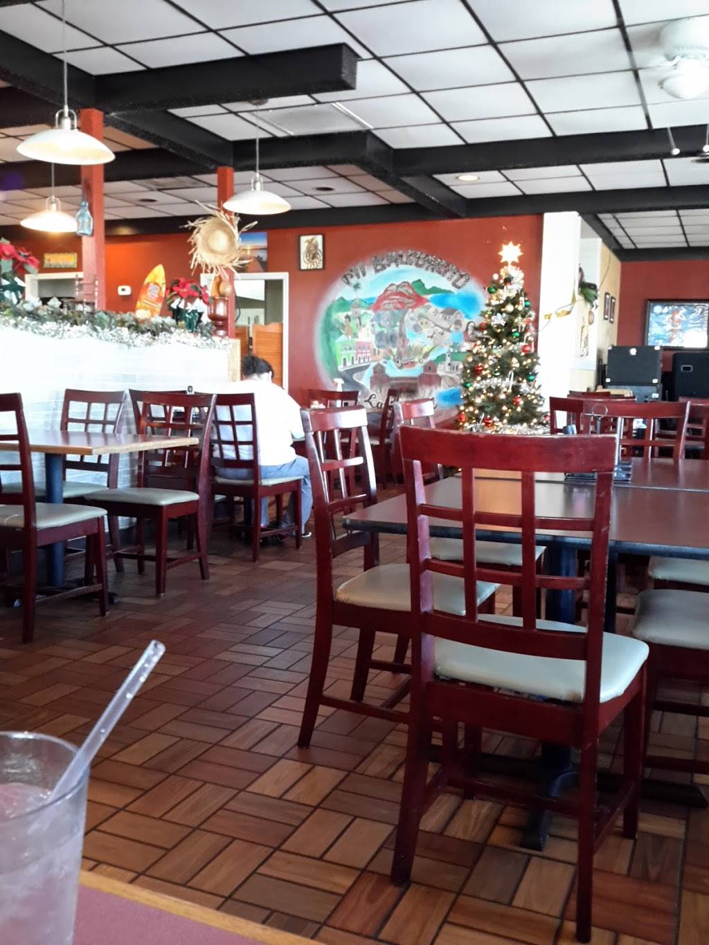 Mi Balconcito Latin Grill | night club | 4720 Dixie Hwy NE, Palm Bay, FL 32905, USA | 3218214911 OR +1 321-821-4911