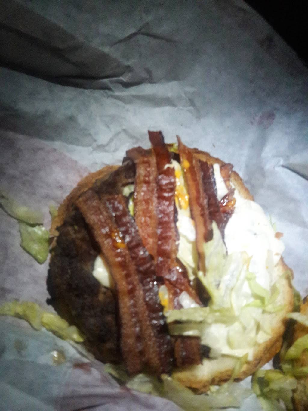 Jack in the Box | restaurant | 1562 S Riverside Ave, Rialto, CA 92376, USA | 9098771266 OR +1 909-877-1266