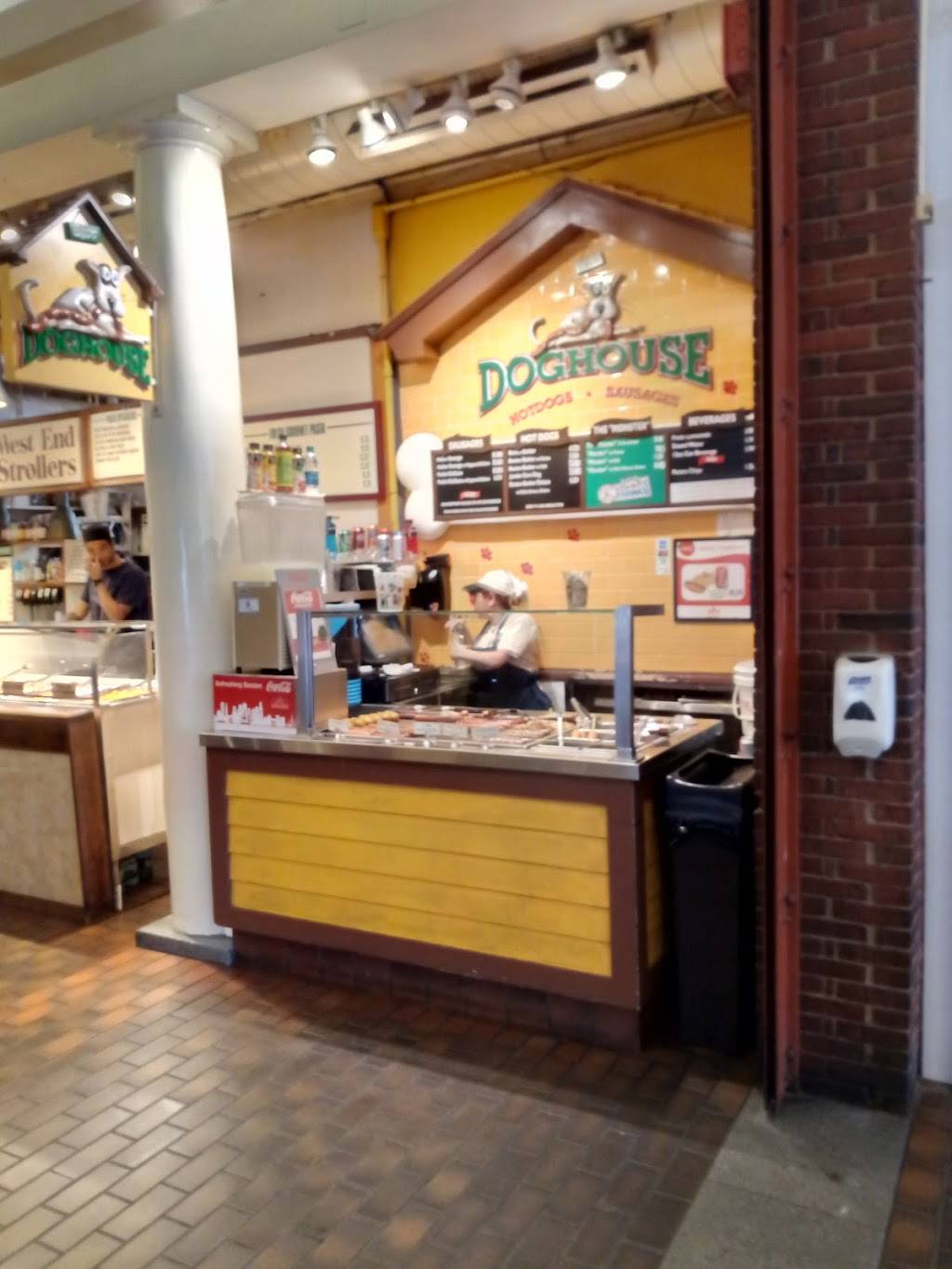 Dog House | restaurant | 1 Faneuil Hall Sq, Boston, MA 02109, USA | 6177424441 OR +1 617-742-4441