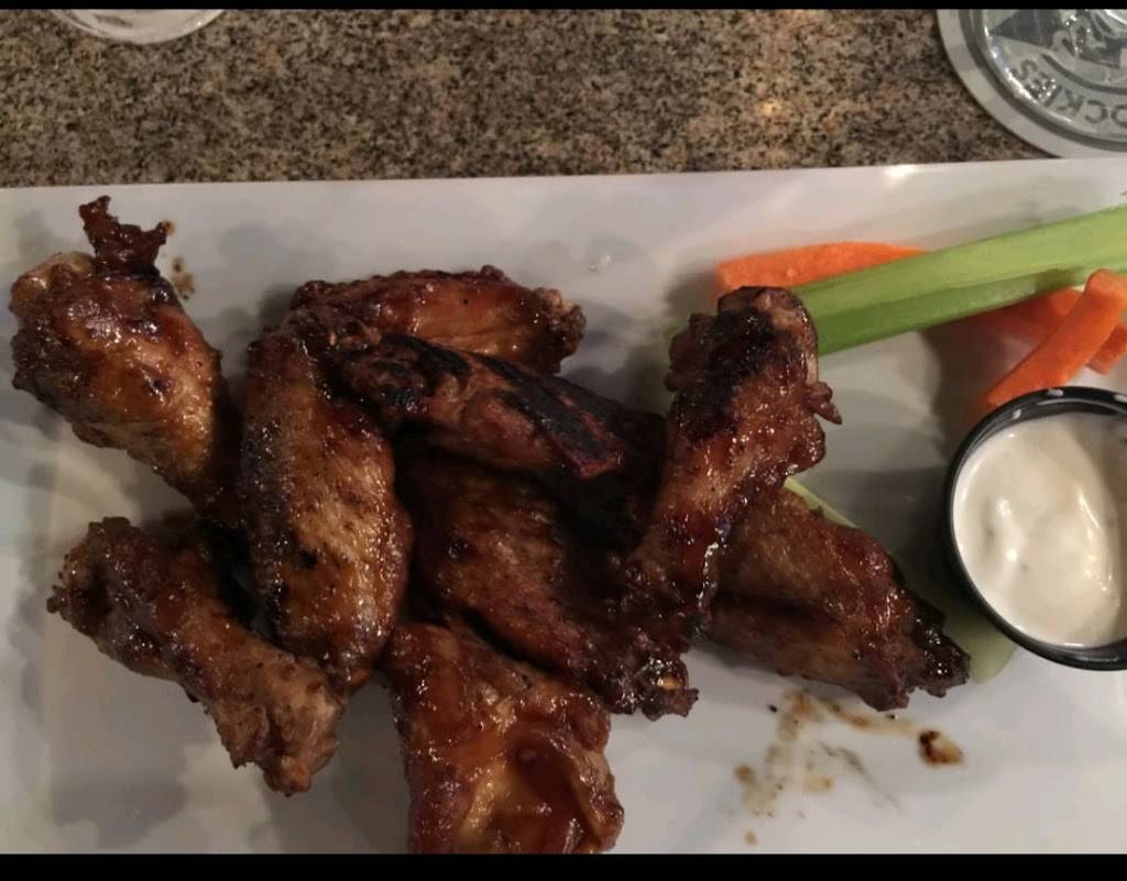 Hijinks Sports Bar & Grill | restaurant | 133 SE Mizner Blvd, Boca Raton, FL 33432, USA | 5614653077 OR +1 561-465-3077