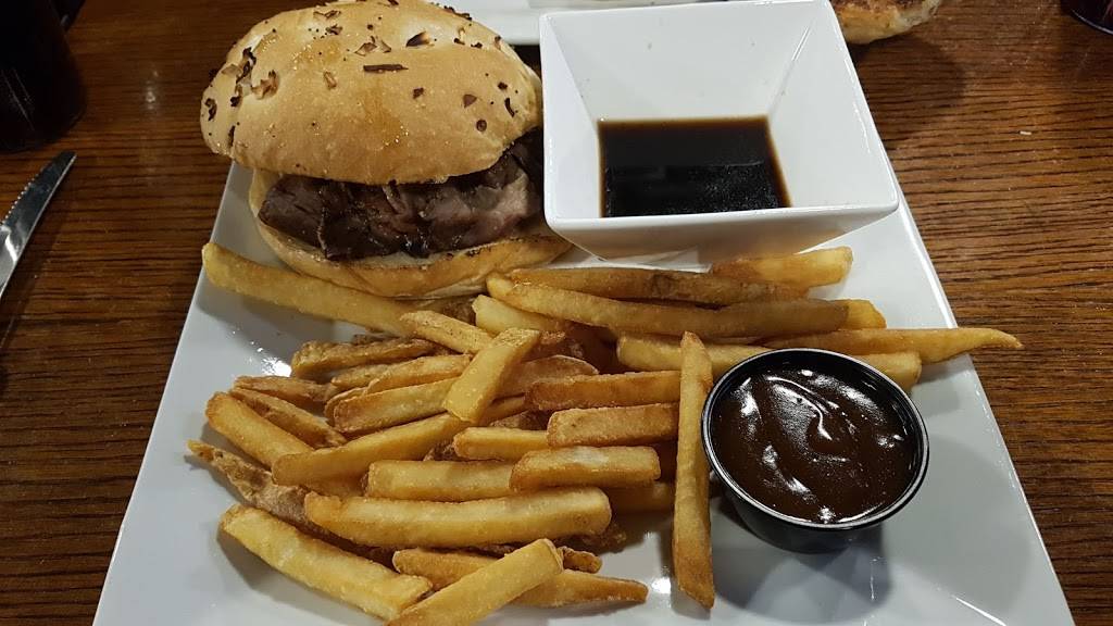 St. Thomas Roadhouse Bar and Grill | restaurant | 837 Talbot St, St Thomas, ON N5P 1E4, Canada | 5196372220 OR +1 519-637-2220