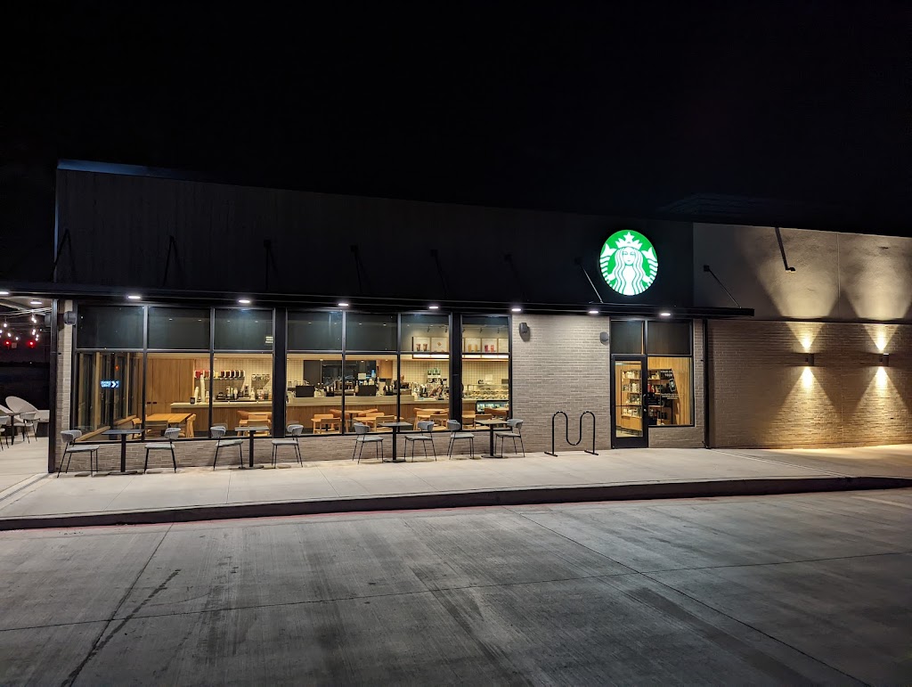 Starbucks | cafe | 17905 N May Ave, Edmond, OK 73012, USA | 4055628762 OR +1 405-562-8762