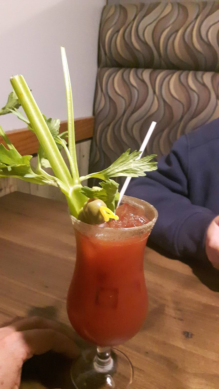 Bobs Place | restaurant | 121 Lock St E, Dunnville, ON N1A 1J6, Canada | 9057747463 OR +1 905-774-7463