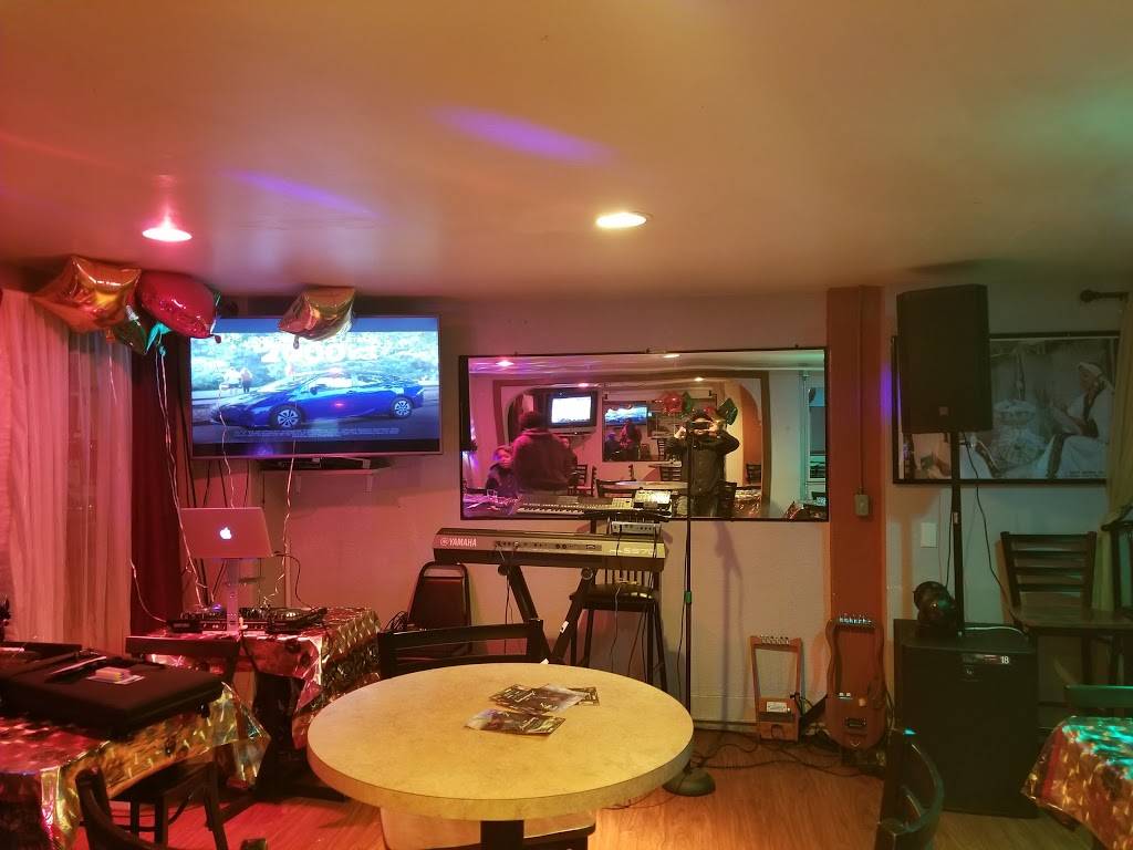 Blue Nile Ethiopian Restaurant | restaurant | 456 12th Ave, Seattle, WA 98122, USA | 2063208501 OR +1 206-320-8501