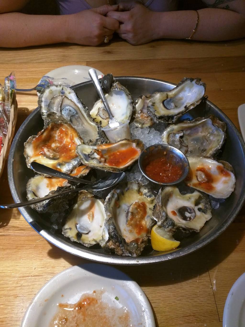 The Shack Seafood & Oyster Bar | restaurant | 13801 Quail Pointe Dr, Oklahoma City, OK 73134, USA | 4052865959 OR +1 405-286-5959