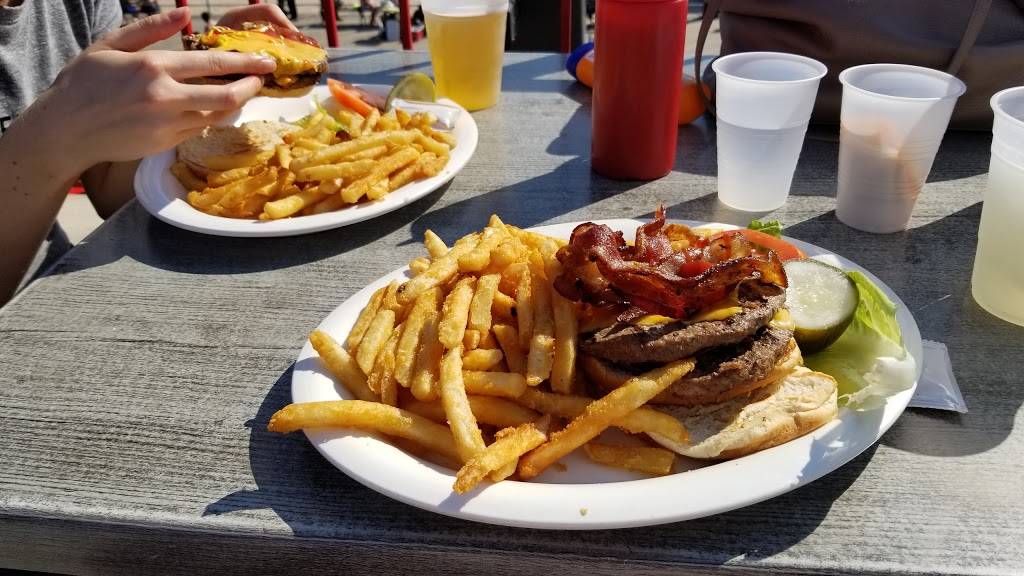 Toms | restaurant | 1229 Riegelmann Boardwalk, Brooklyn, NY 11224, USA | 7189424200 OR +1 718-942-4200