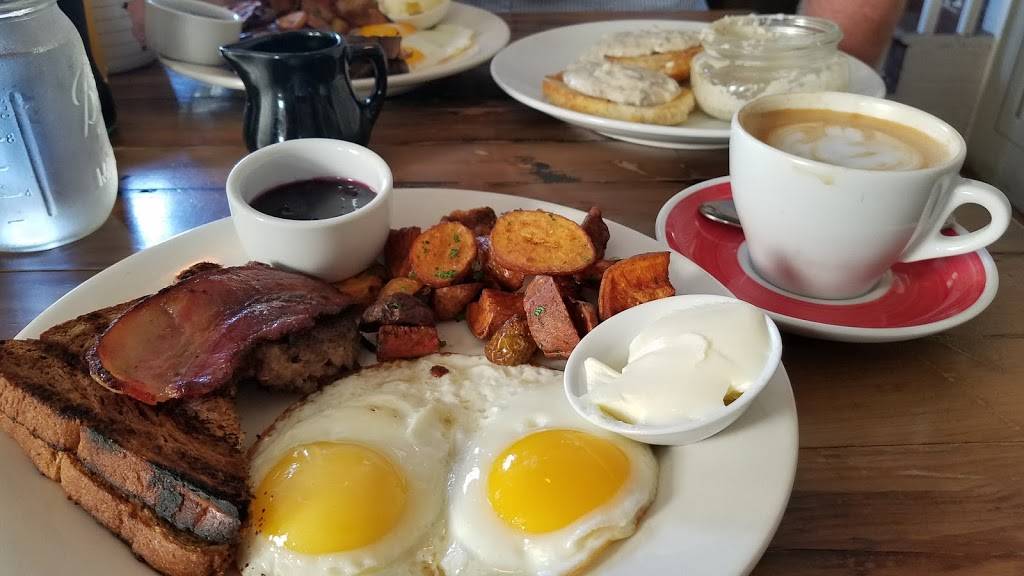 Harolds Cabin | restaurant | 247 Congress St, Charleston, SC 29403, USA | 8437934440 OR +1 843-793-4440