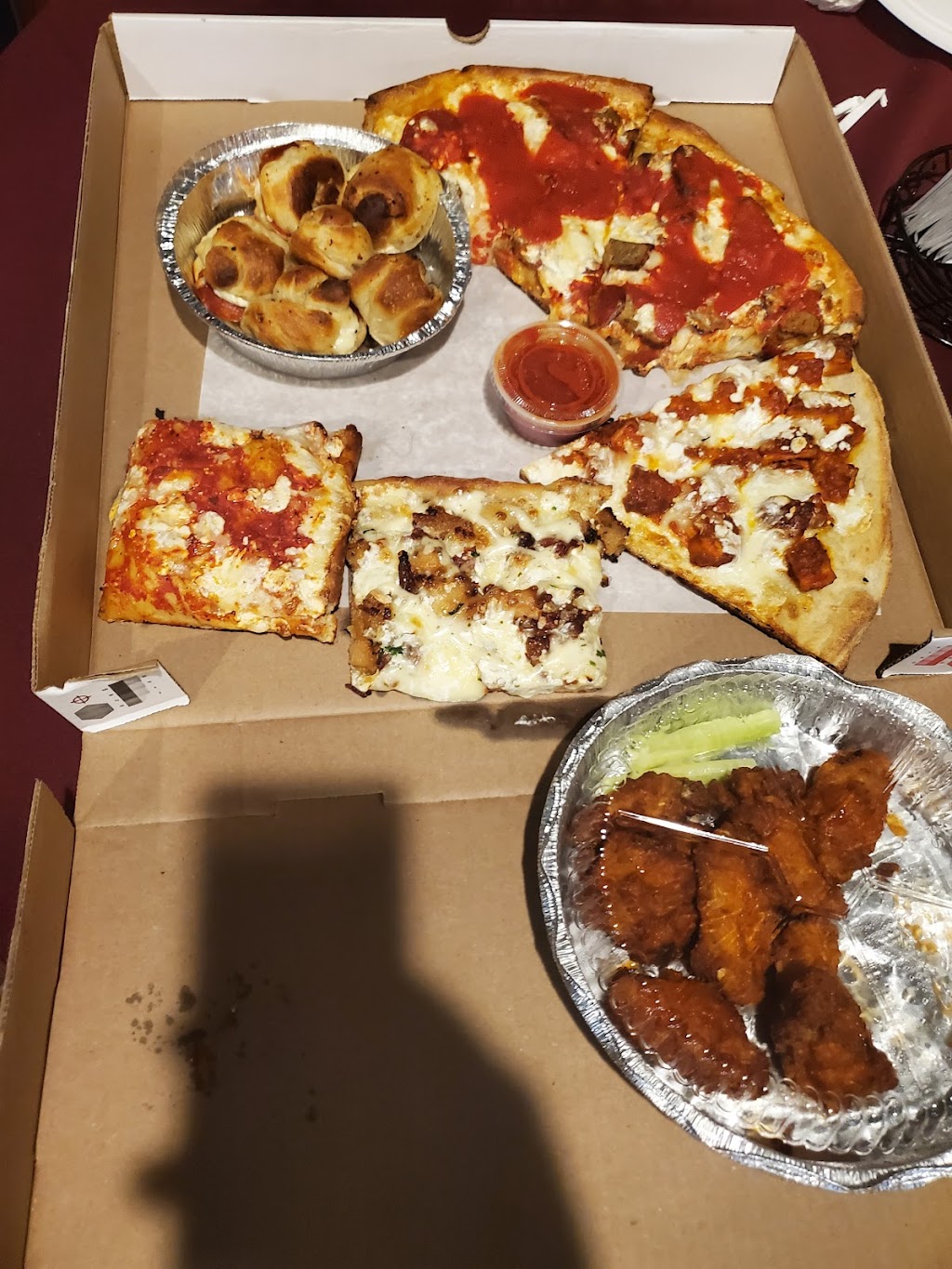 Jordan’s pizzeria and restaurant | restaurant | 348 Great Neck Rd, Great Neck, NY 11021, USA | 5165706252 OR +1 516-570-6252