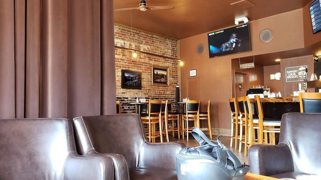 Kellys Restaurant & Lounge | night club | 1444 Cole St, Enumclaw, WA 98022, USA | 3602842333 OR +1 360-284-2333