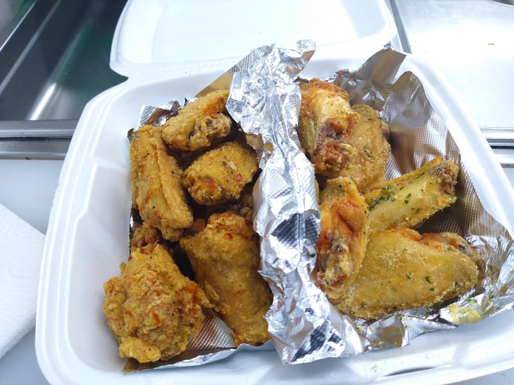 Phifshon & Venios Restaurant & Catering | restaurant | 102 E Railroad St, Dover, NC 28526, USA | 2522080010 OR +1 252-208-0010