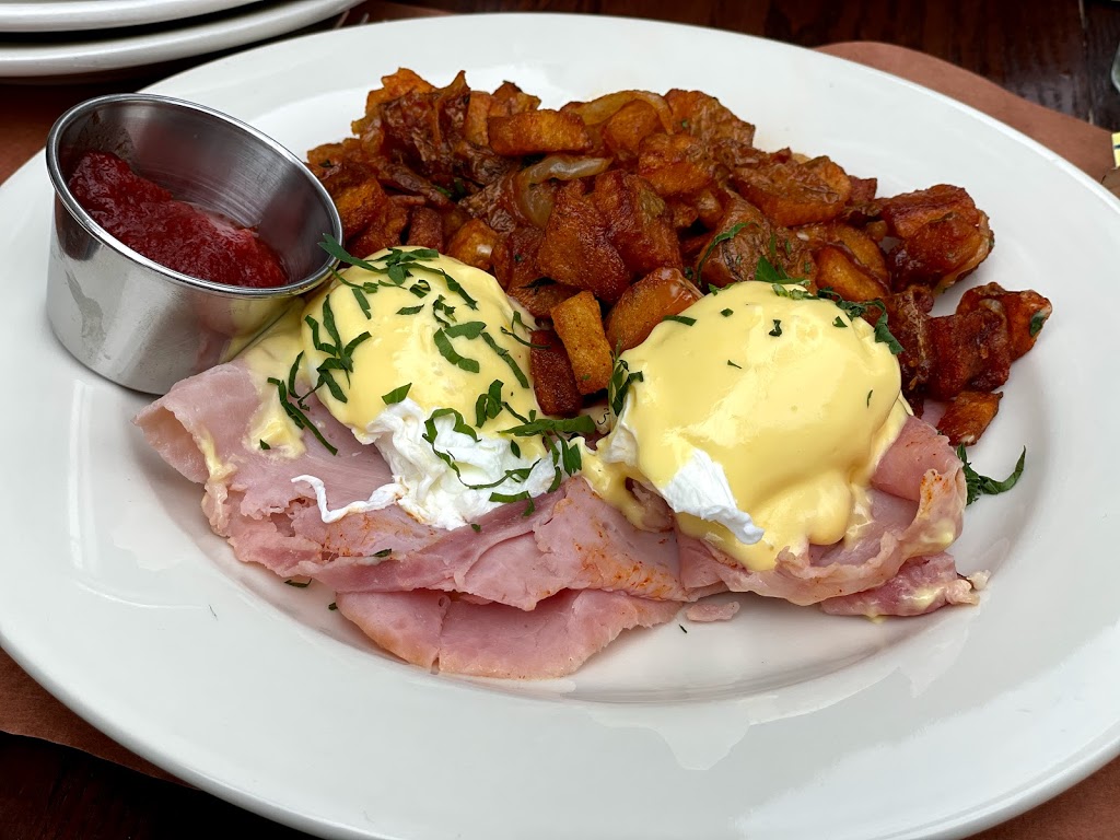 The Smith | restaurant | 1900 Broadway, New York, NY 10023, USA | 2124965700 OR +1 212-496-5700