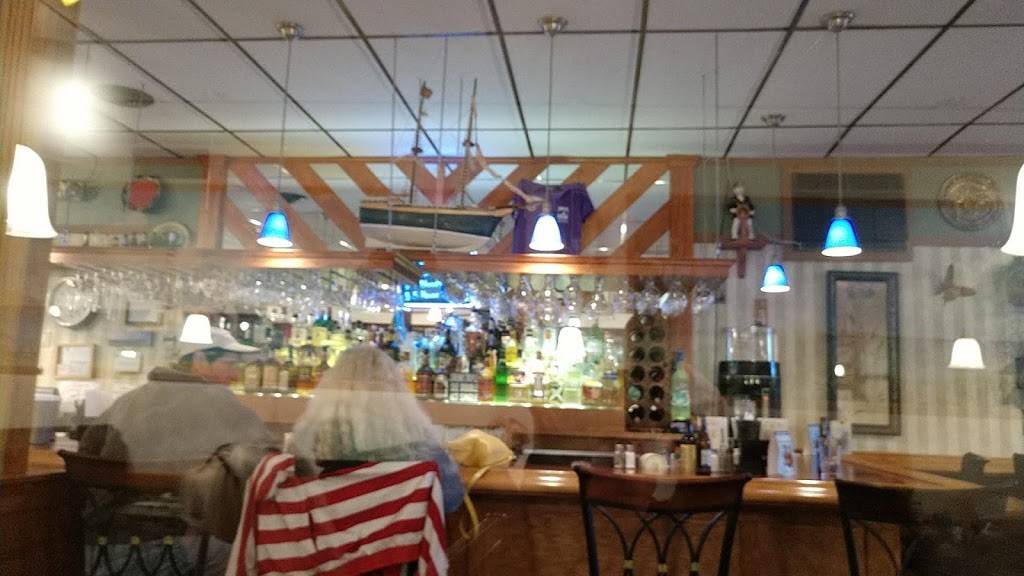 Bell Buoy Restaurant | restaurant | 24 Old Orchard St, Old Orchard Beach, ME 04064, USA | 2079342745 OR +1 207-934-2745