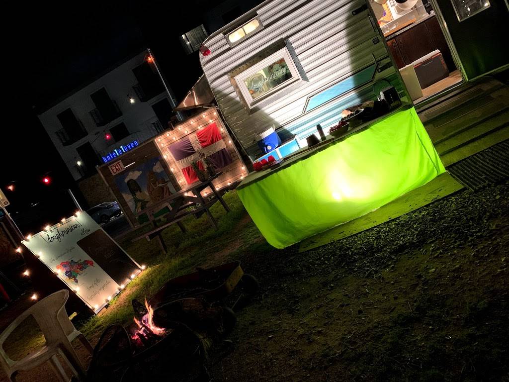 The Doughminican | restaurant | 2505 Webberville Rd, Austin, TX 78702, USA | 7187723378 OR +1 718-772-3378