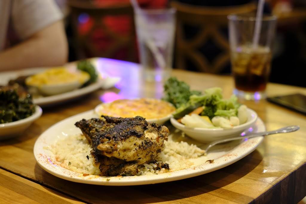 The Carolina Kitchen | restaurant | 2350 Washington Pl NE, Washington, DC 20018, USA | 2027331216 OR +1 202-733-1216