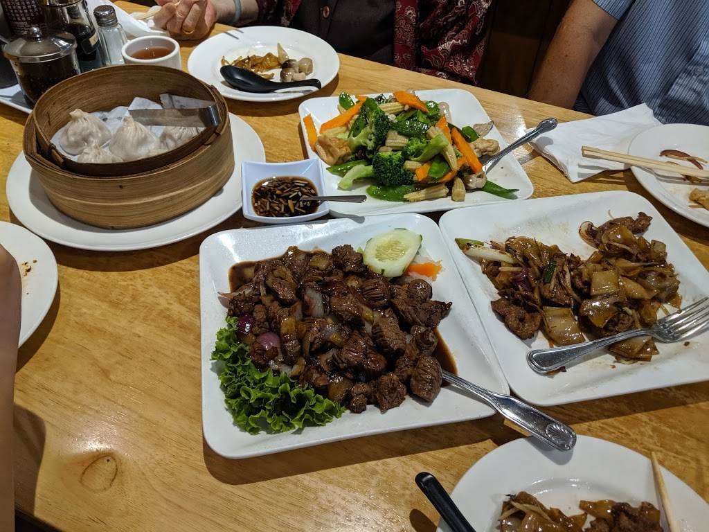 Supreme Dumpling | restaurant | 6142 Springfield Blvd, Oakland Gardens, NY 11364, USA | 7188192988 OR +1 718-819-2988