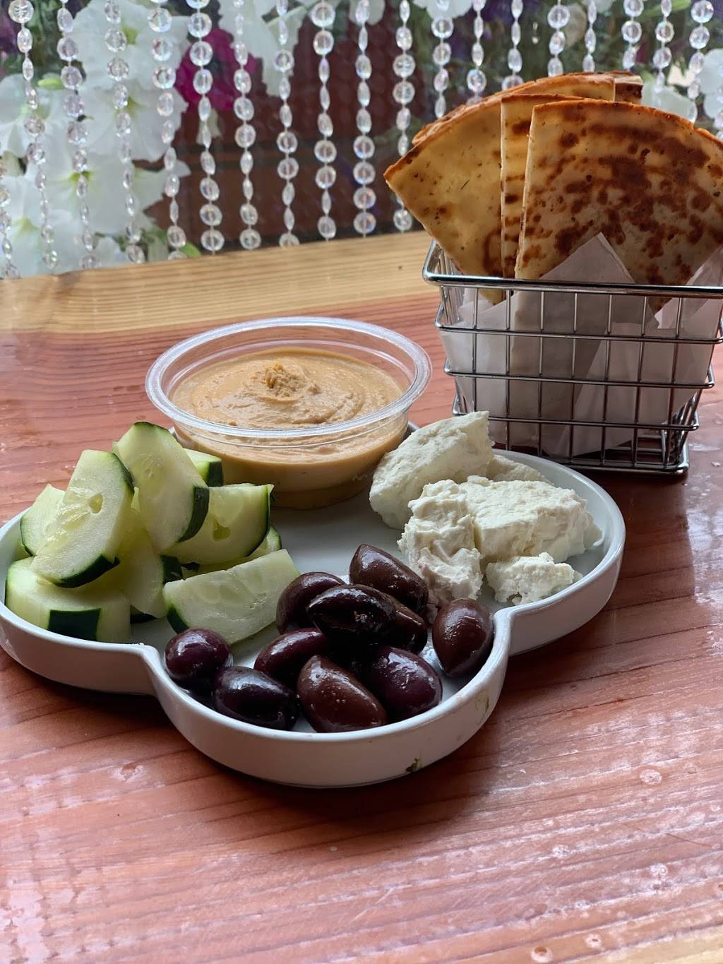 Sol Station | restaurant | 8510 SW Terwilliger Blvd, Portland, OR 97219, USA | 9712550052 OR +1 971-255-0052