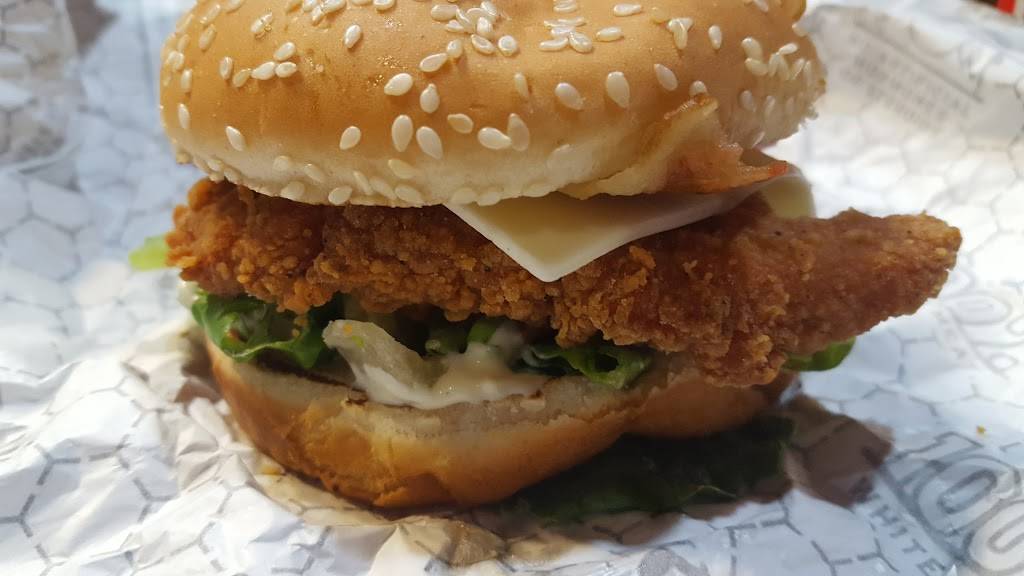 KFC | restaurant | 190 Memory Ln, York, PA 17402, USA | 7177555810 OR +1 717-755-5810