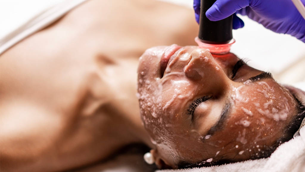 PULSAR BEAUTY STUDIO | meal takeaway | 5311 Northfield Rd Unit 4, Bedford Heights, OH 44146, USA | 4406167727 OR +1 440-616-7727