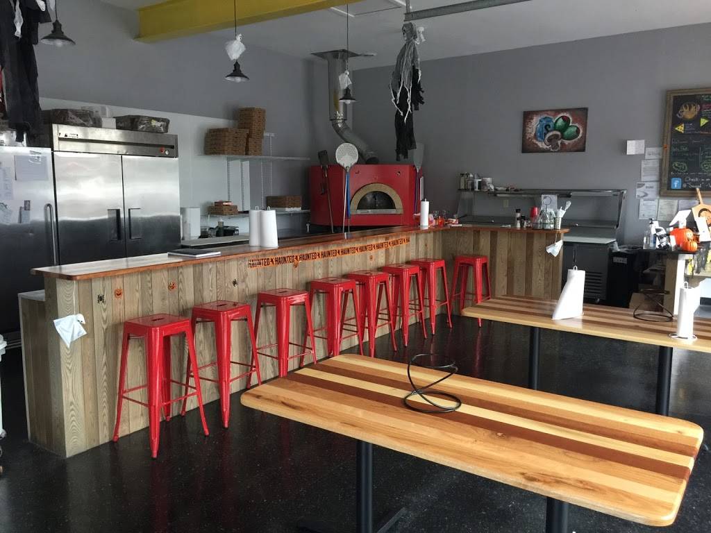 Sauced Wood Fired Pizza | restaurant | 21984 Lorain Rd, Fairview Park, OH 44126, USA | 4407994411 OR +1 440-799-4411