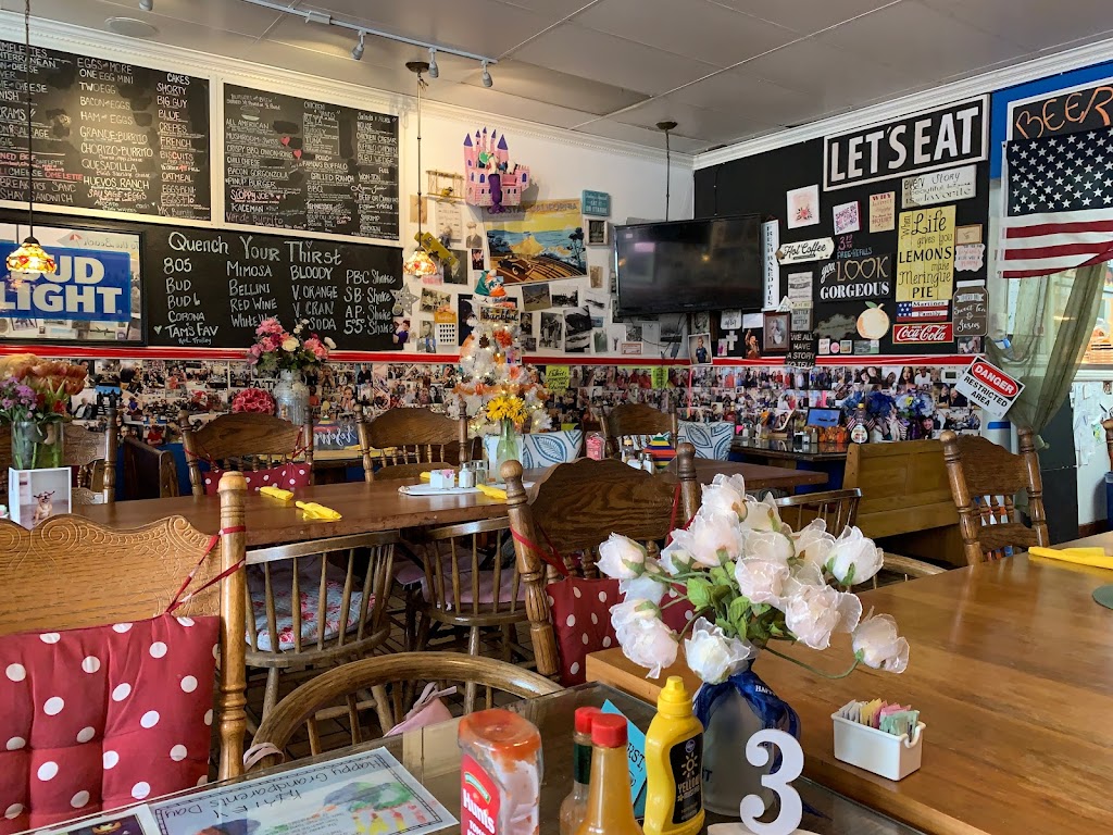 Laguna Cafe | restaurant | 24310 Moulton Pkwy, Laguna Woods, CA 92637, USA | 9493800465 OR +1 949-380-0465