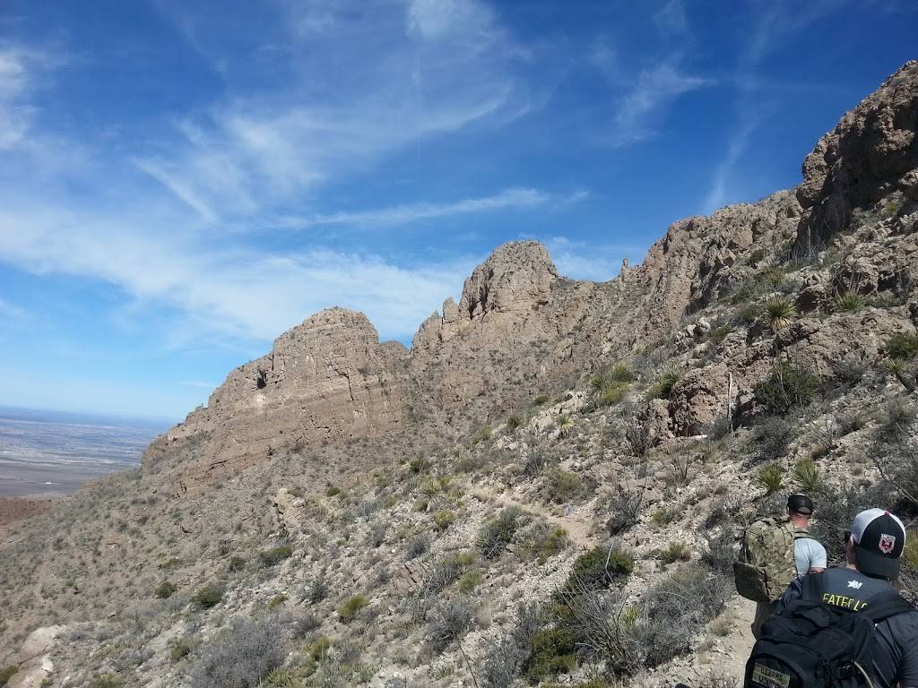 Burritos Crisostomo | restaurant | 5658 N Mesa St, El Paso, TX 79912, USA | 9153075356 OR +1 915-307-5356