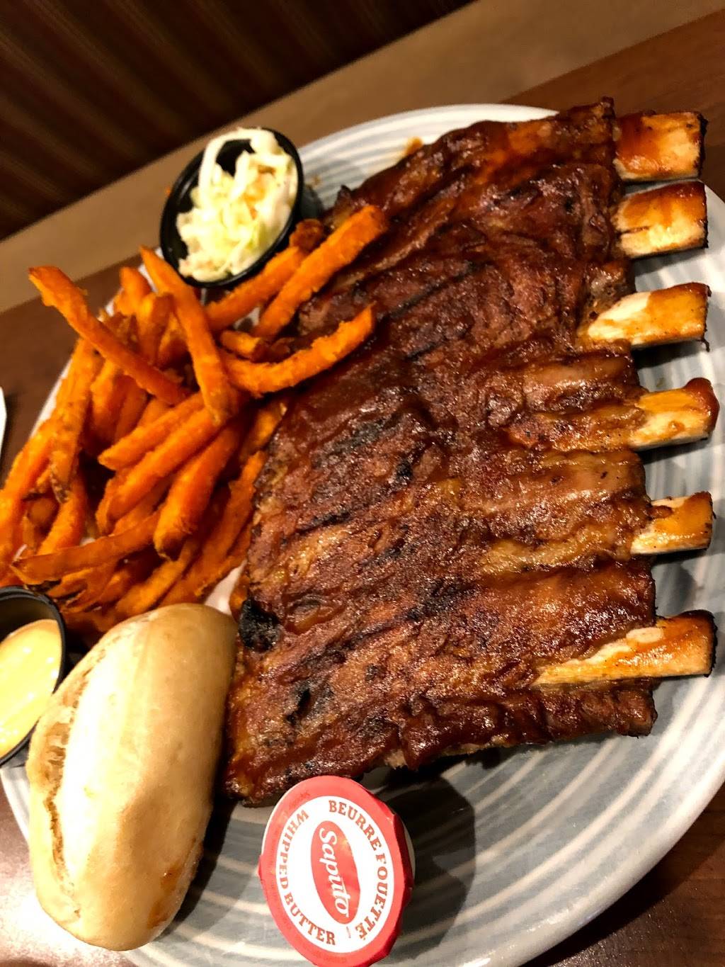 Swiss Chalet | restaurant | 4555 Hurontario St Unit 1, Mississauga, ON L4Z 3L9, Canada | 9058909330 OR +1 905-890-9330