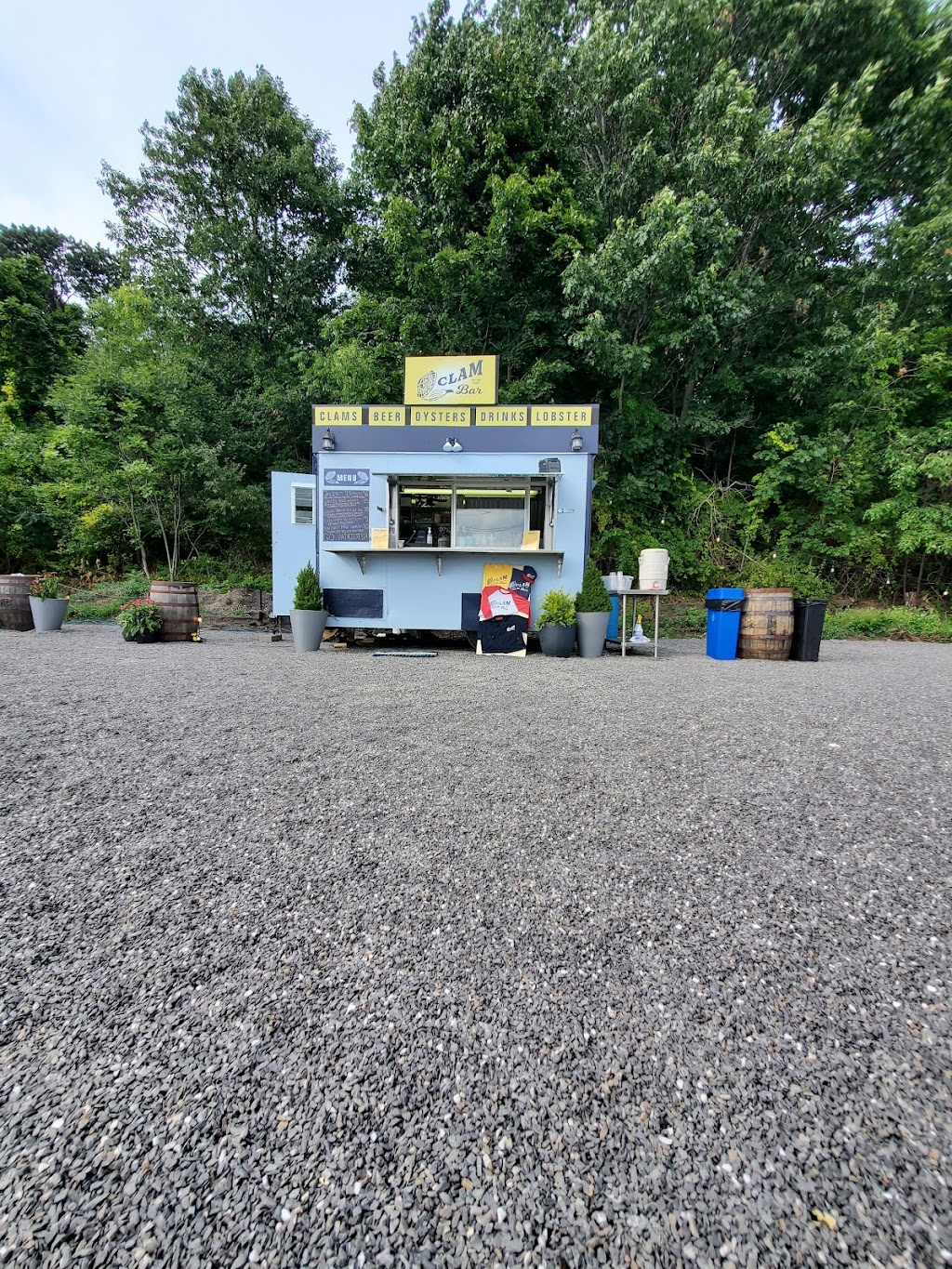 Clam Bar Portland | restaurant | 199 W Commercial St, Portland, ME 04102, USA | 2072663825 OR +1 207-266-3825