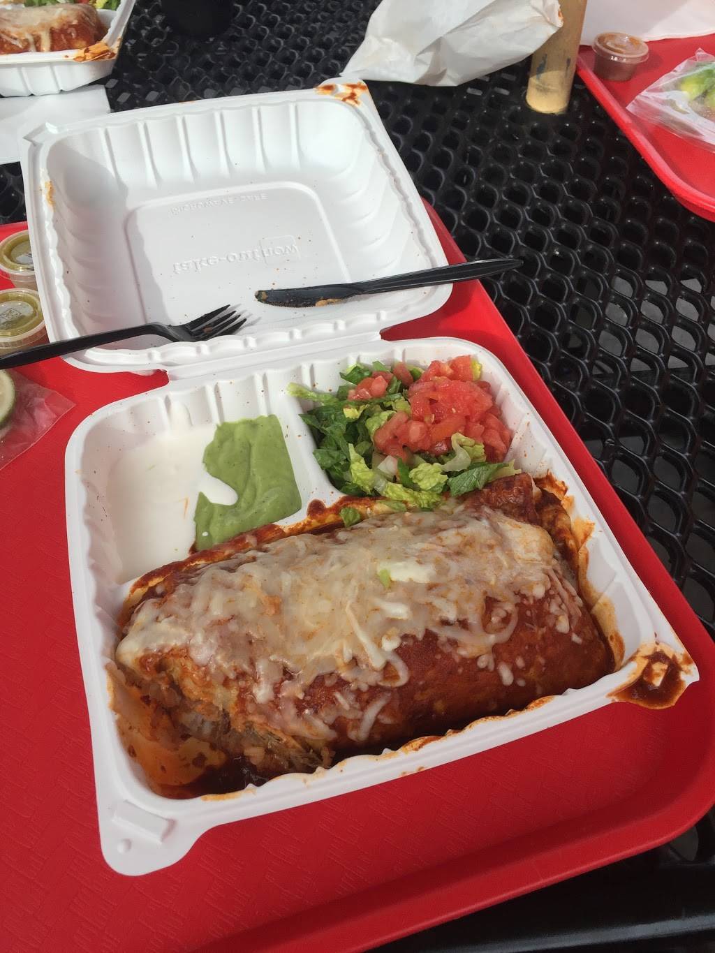 El Jalapeno Rojo | restaurant | 400 W San Carlos St, San Jose, CA 95126, USA | 4082756299 OR +1 408-275-6299