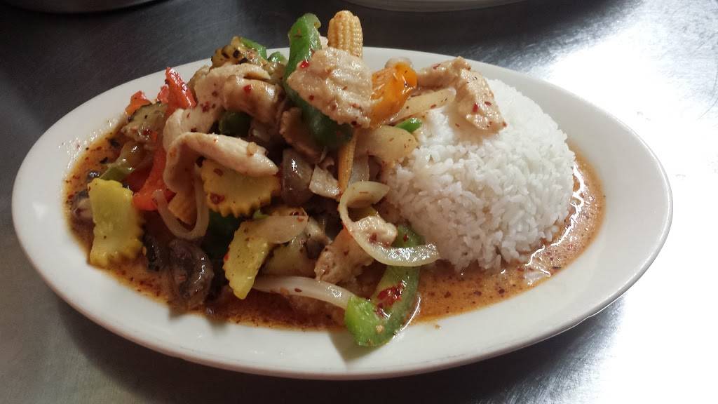 Thai Smile Restaurant | restaurant | 28742 Van Dyke Ave, Warren, MI 48093, USA | 5865737444 OR +1 586-573-7444